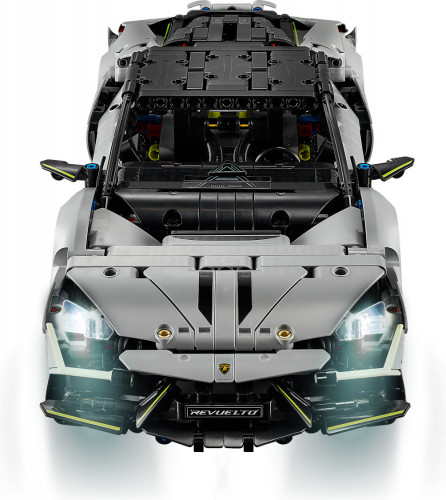 LEGO Technic Суперкар Lamborghini Revuelto (42214)