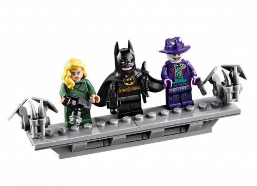 LEGO 1989 Batmobile (76139)